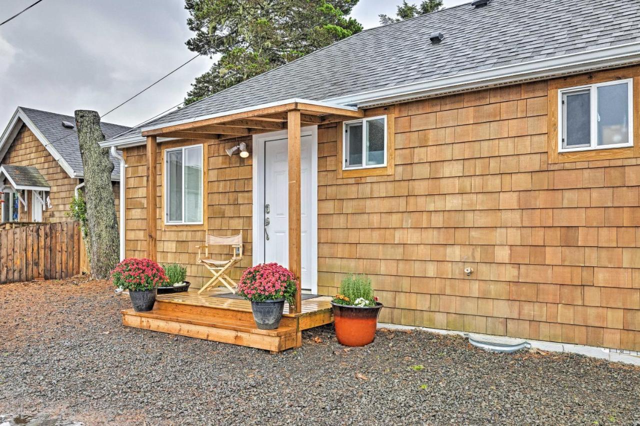 Duplex With Shared Yard - Near Long Beach! Exterior photo